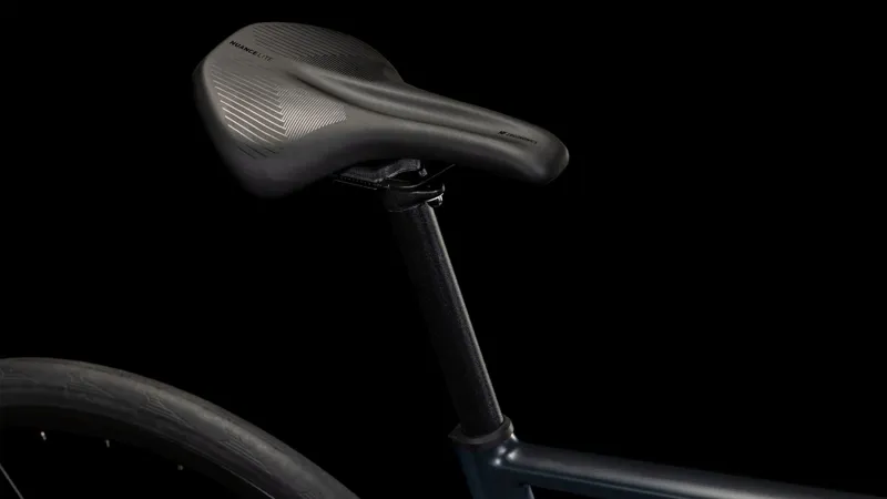 Cube Attain Race Road Race Bike in Night/Black-4